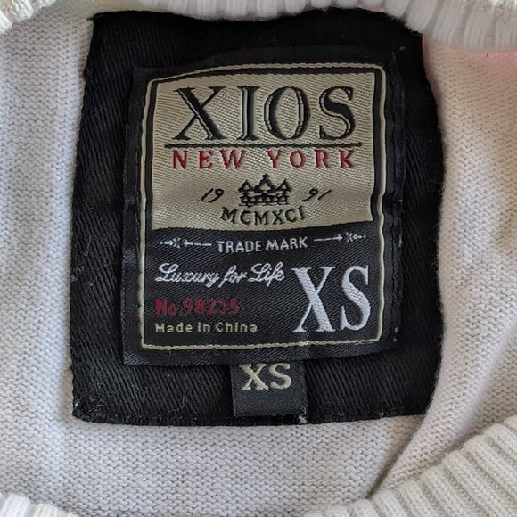 XIOS New York Women's XS Crewneck knit sweater black white Striped Long Sleeves - Picture 5 of 14